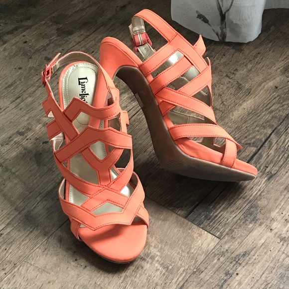 LimeLight Peep-toe Heels - Picture 3 of 14